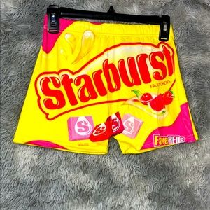 Startburst booty shorts